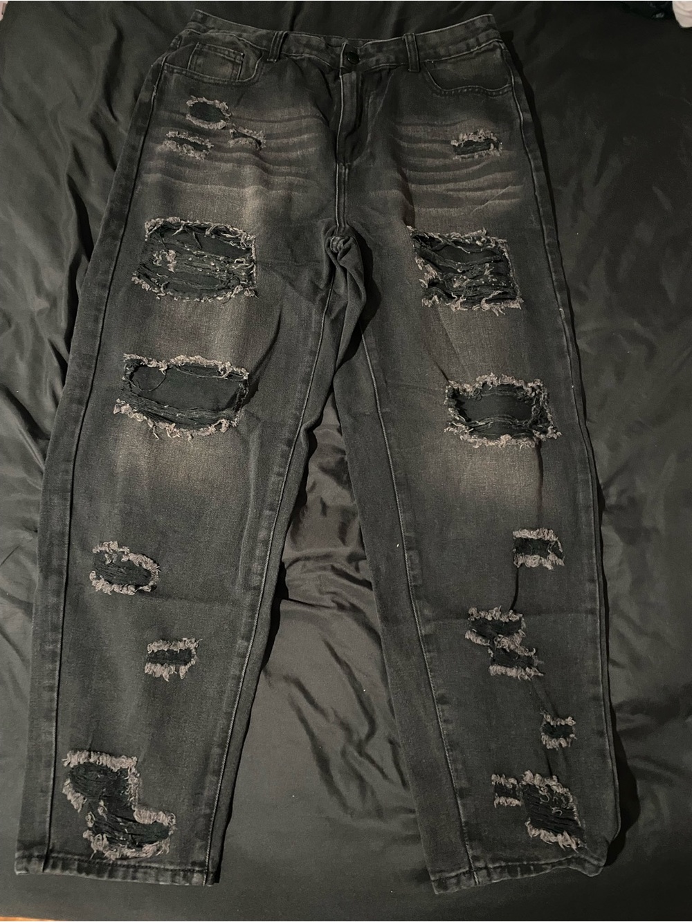 SHEIN Black Distressed High-Waist Straight Leg Jeans